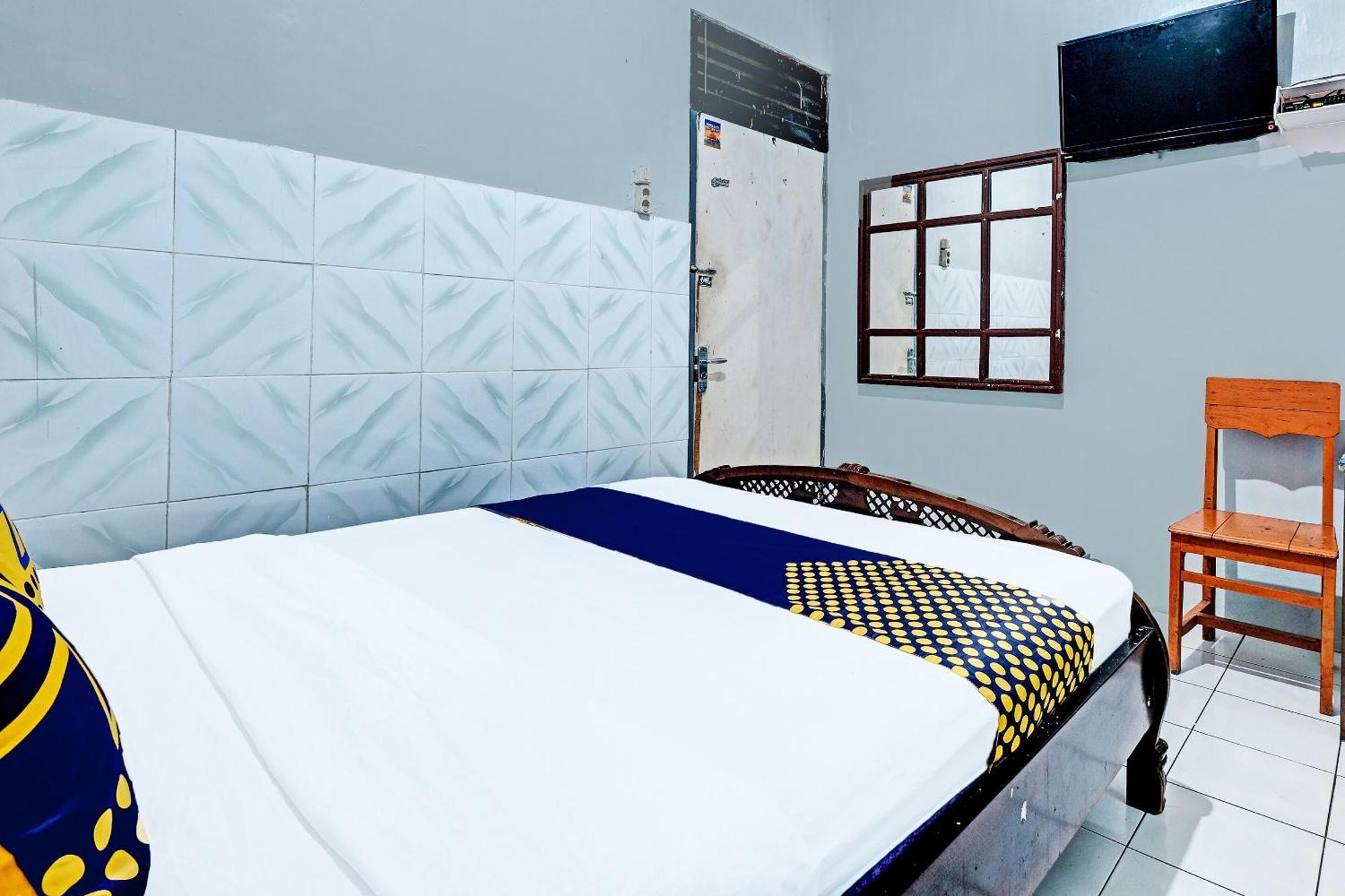 Spot On 91915 Homestay Superman Jogjacarta Exterior foto